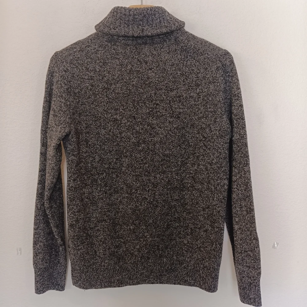 J. Crew Sweater Men's Size S Gray Button Long Sleeve Style E5431 100% Lambs Wool
